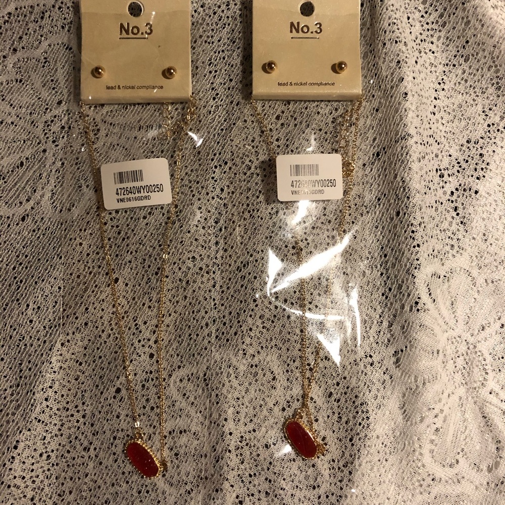 Necklace and earring set